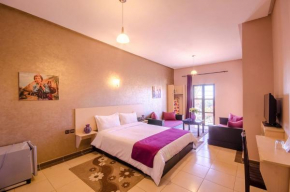 Гостиница Hôtel Inou  Аурир